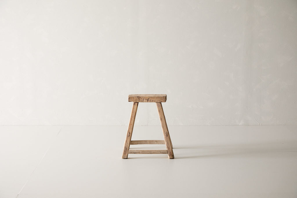 Vintage Elm Stool AE.179 - Circa 1945