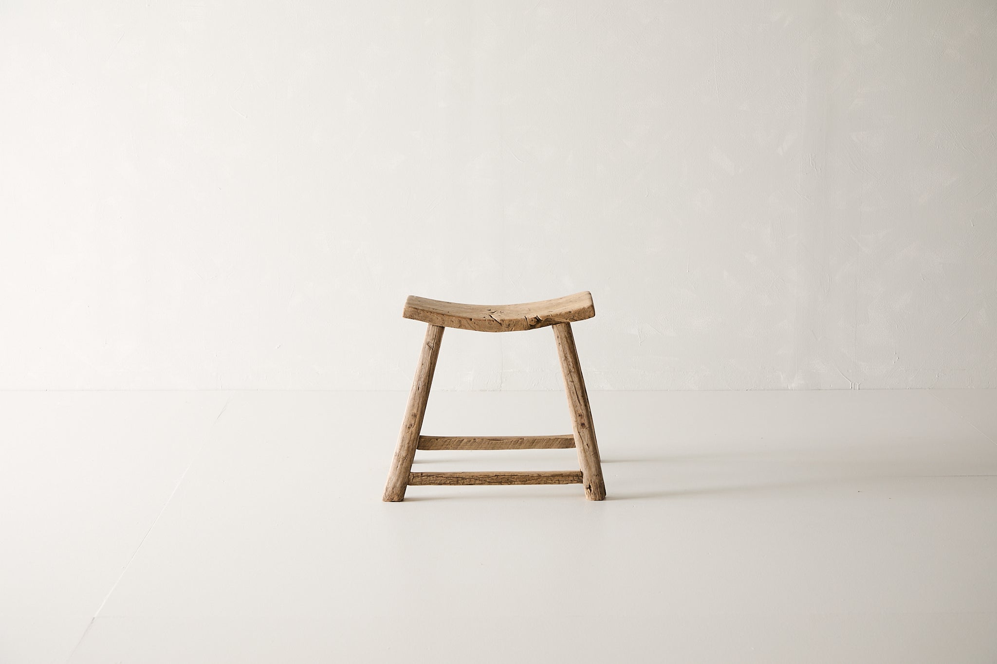 Vintage Elm Stool AE.172 - Circa 1925