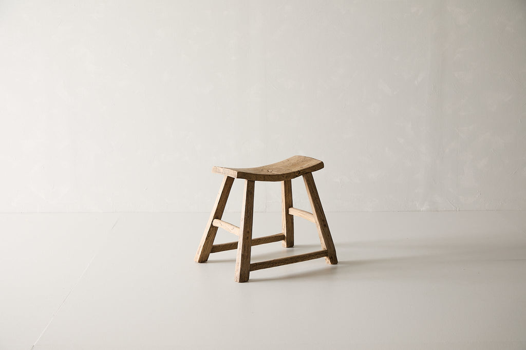 Vintage Elm Stool AE.172 - Circa 1925