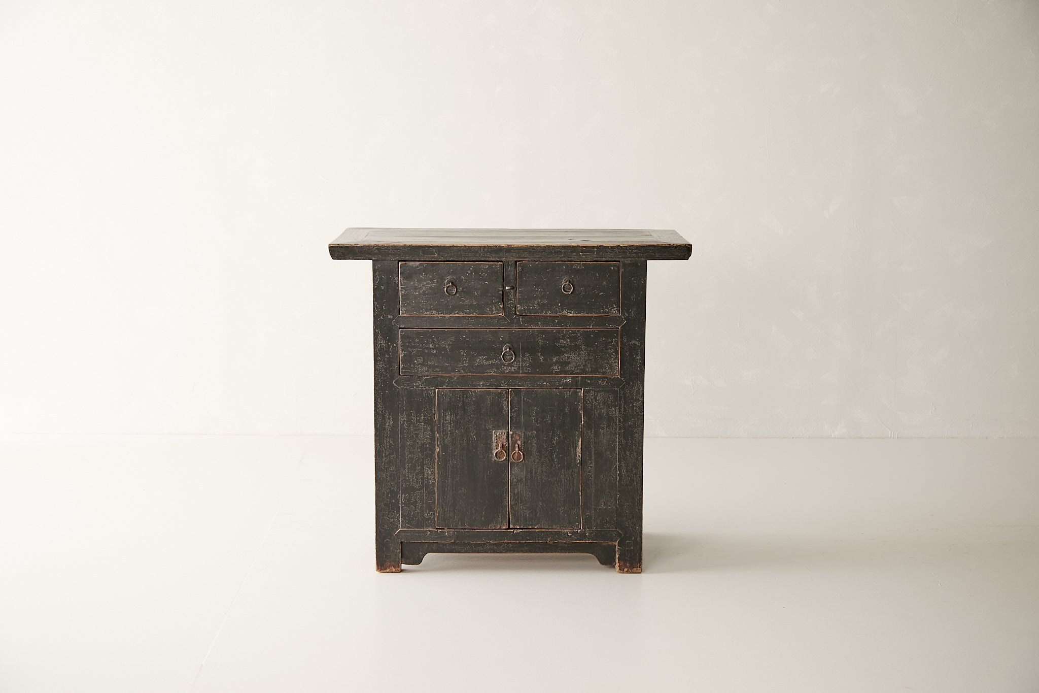 Vintage Black Elm Sideboard AH.132 - Circa 1925