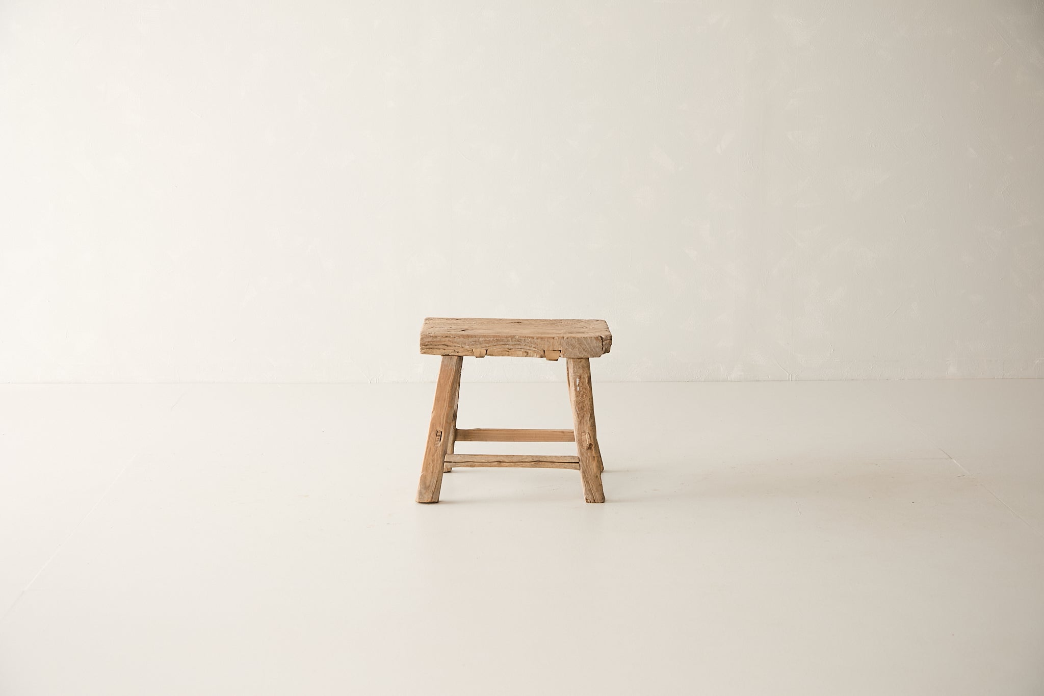 Vintage Elm Stool AH.142 - Circa 1945