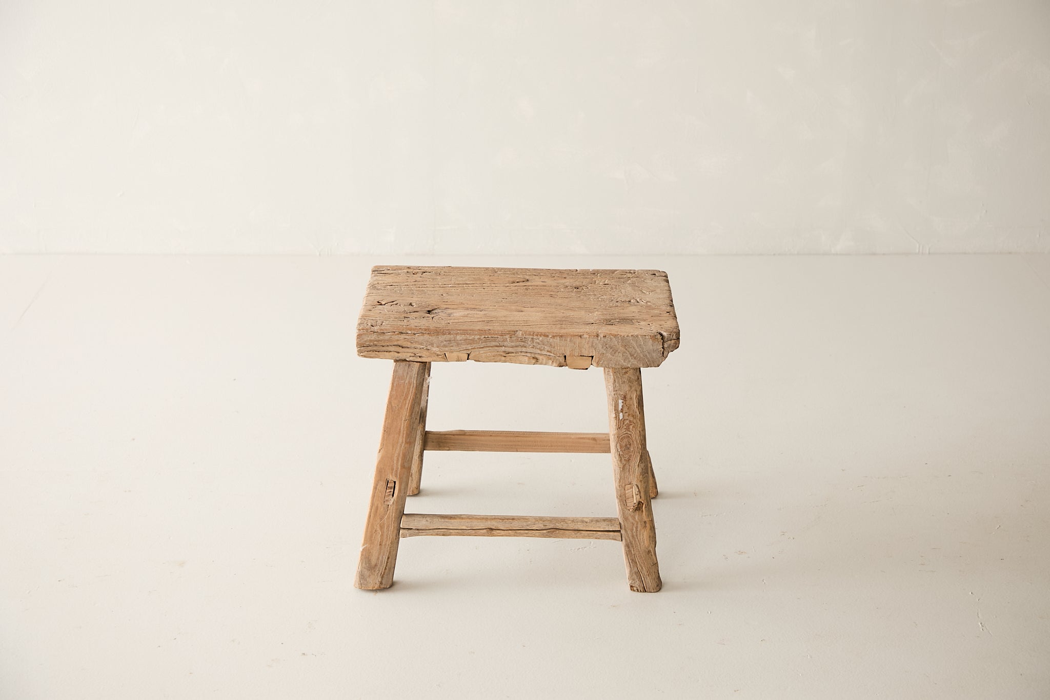 Vintage Elm Stool AH.142 - Circa 1945