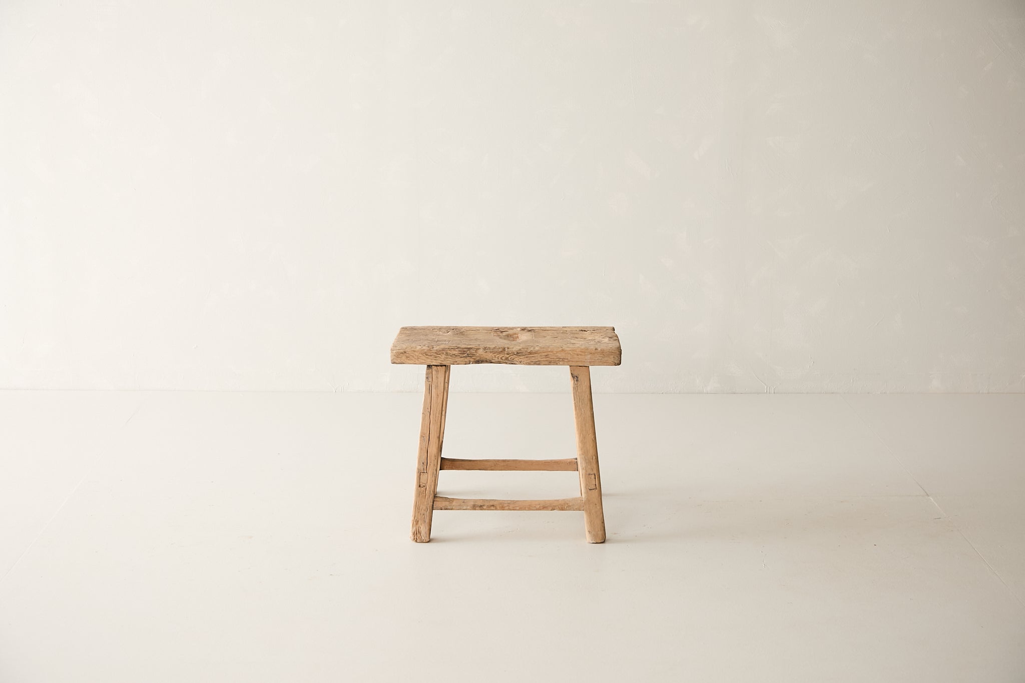 Vintage Elm Stool AH.144 - Circa 1945