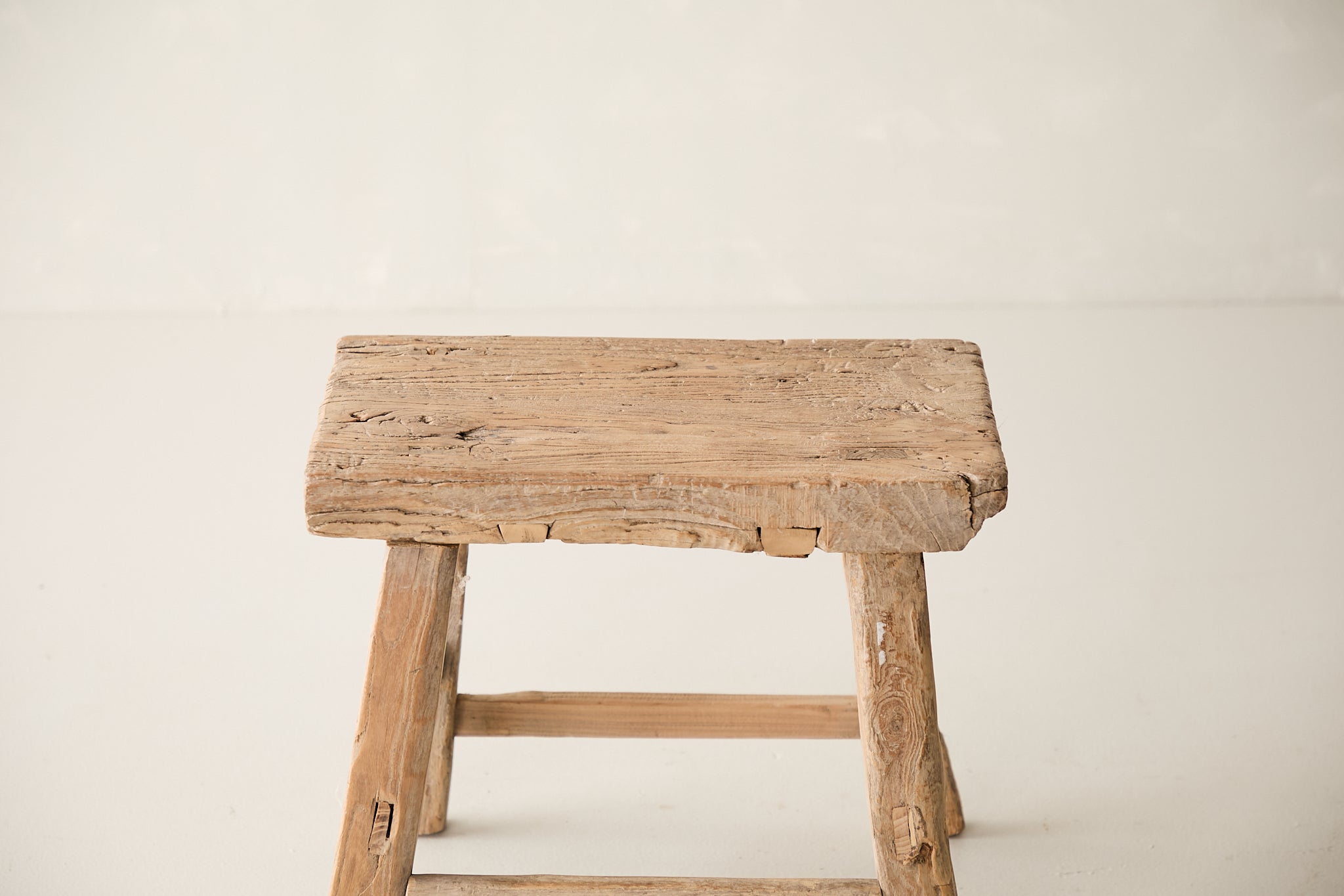 Vintage Elm Stool AH.142 - Circa 1945