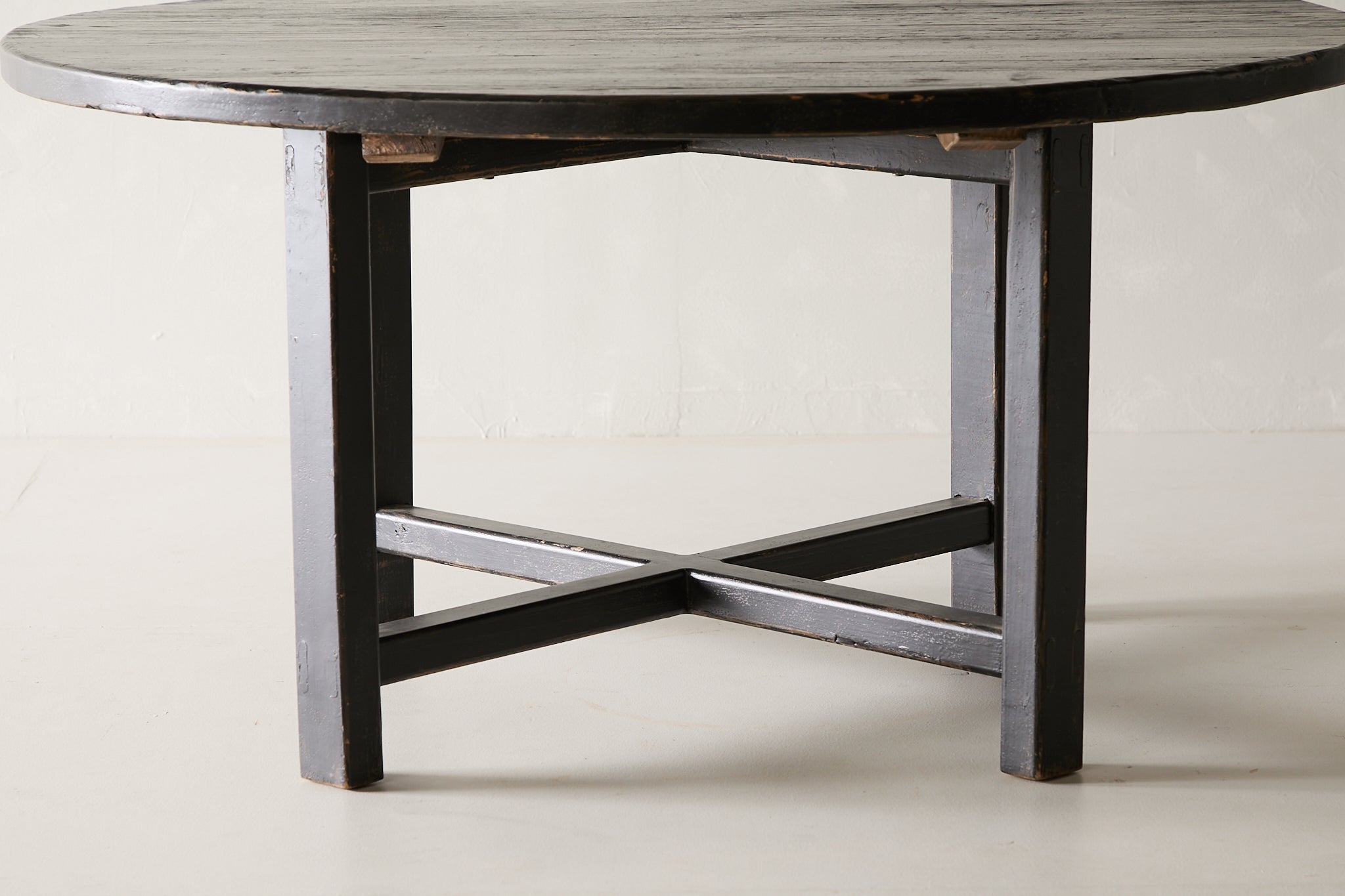 Nobu Round Dining Table