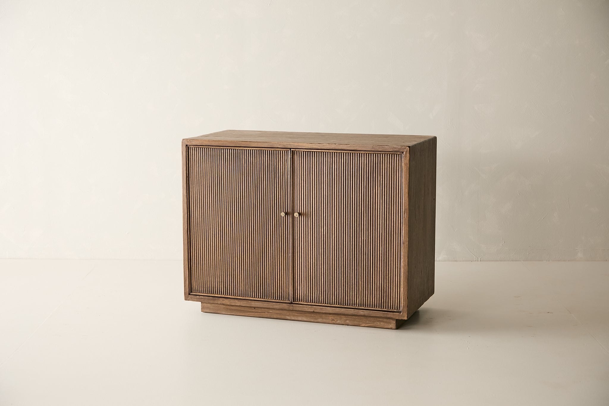 Reese 2-Door Sideboard - Mocha